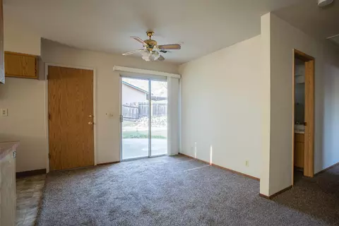 813 Redwood, Redding, CA 96003 photo 17
