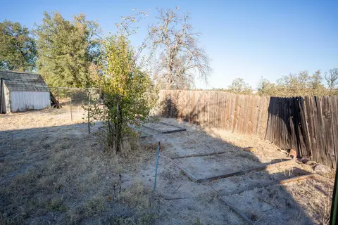 813 Redwood, Redding, CA 96003 photo 24