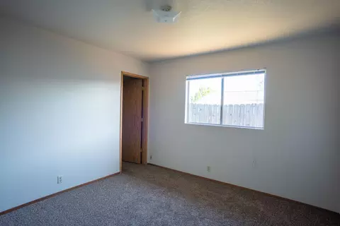 813 Redwood, Redding, CA 96003 photo 11