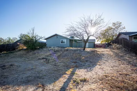 813 Redwood, Redding, CA 96003 photo 23