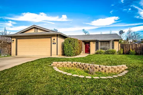 1580 Wingsetter Way, Redding, CA 96003 photo 1