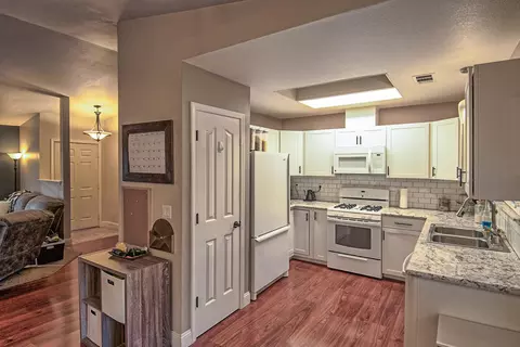 1580 Wingsetter Way, Redding, CA 96003 photo 5