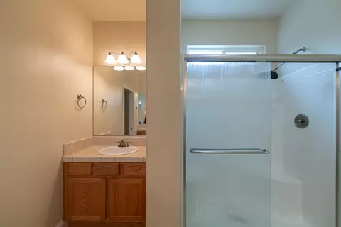 4796 Lofty Oak Dr, Redding, CA 96002 photo 16