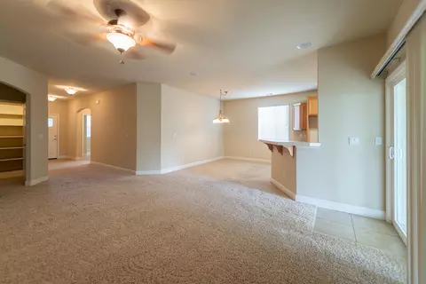 4796 Lofty Oak Dr, Redding, CA 96002 photo 3