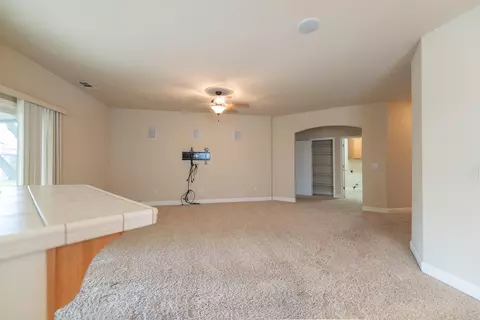 4796 Lofty Oak Dr, Redding, CA 96002 photo 4
