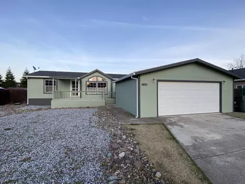 4935 Cedars Rd, Redding, CA 96001 photo 1