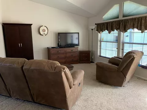 4935 Cedars Rd, Redding, CA 96001 photo 3