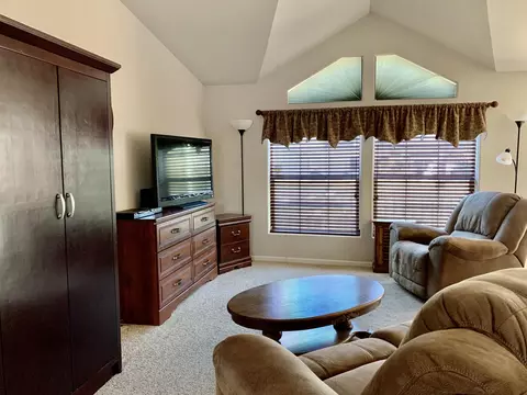 4935 Cedars Rd, Redding, CA 96001 photo 4