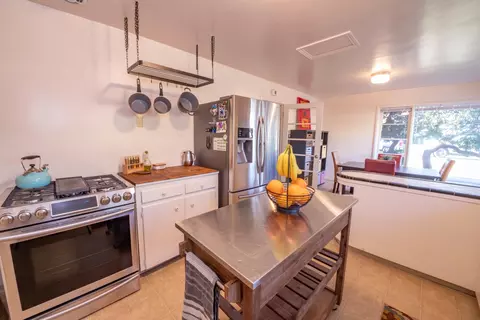 927 Florence St, Redding, CA 96001 photo 13