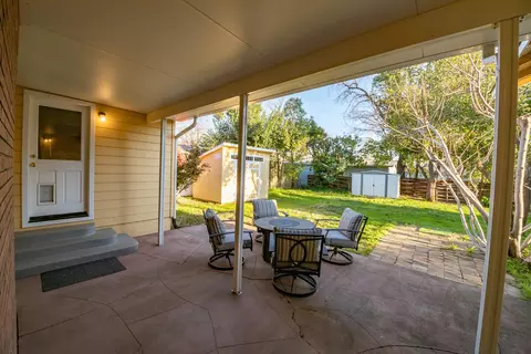927 Florence St, Redding, CA 96001 photo 20