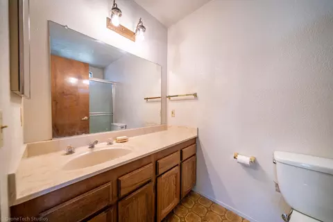 1439 Arroyo Manor Dr, Redding, CA 96003 photo 11