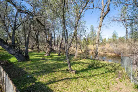 1439 Arroyo Manor Dr, Redding, CA 96003 photo 17