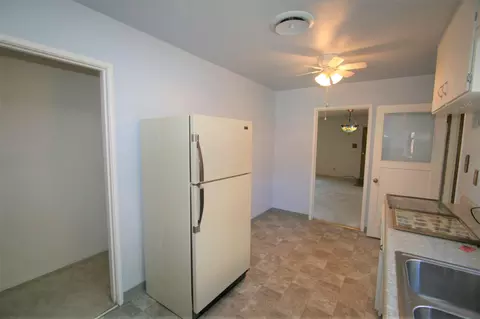 2297 Athens Ave, Redding, CA 96001 photo 17