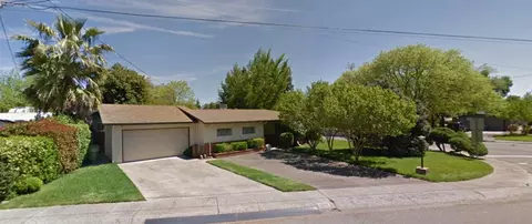 2297 Athens Ave, Redding, CA 96001 photo 1