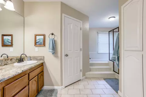 6479 Jonella Way, Redding, CA 96003 photo 25
