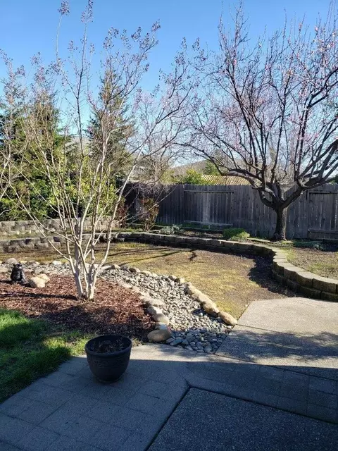 510 Viewpoint Dr, Redding, CA 96003 photo 23