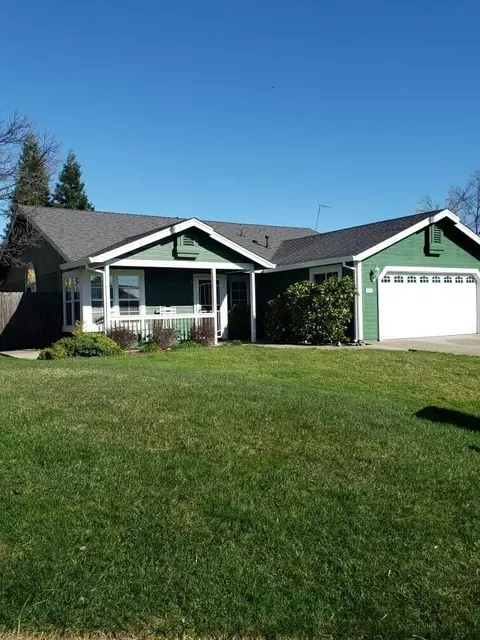 510 Viewpoint Dr, Redding, CA 96003 photo 1