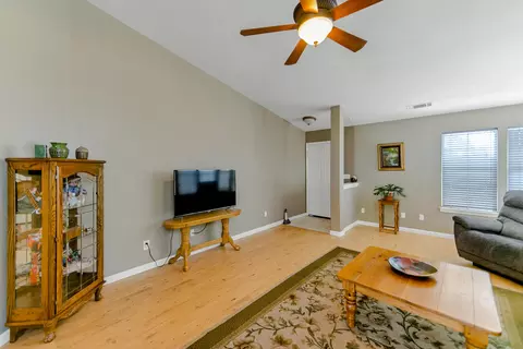 510 Viewpoint Dr, Redding, CA 96003 photo 6