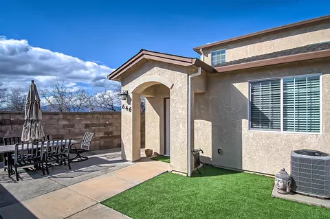 646 Mission De Oro Dr, Redding, CA 96003 photo 3