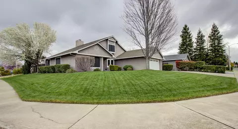 2524 Atrium Way, Redding, CA 96003 photo 1