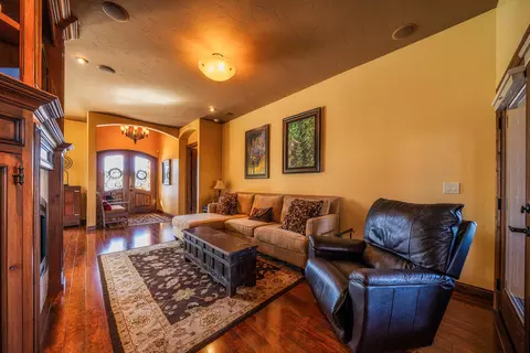 16287 Valparaiso Way, Redding, CA 96001 photo 7