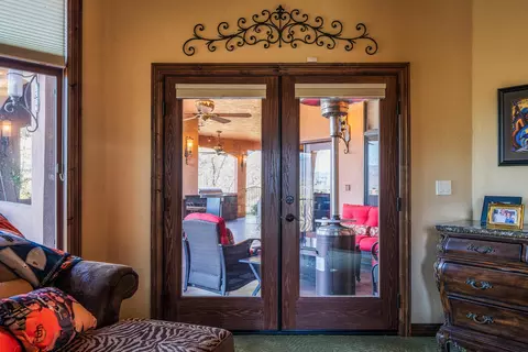 16287 Valparaiso Way, Redding, CA 96001 photo 10
