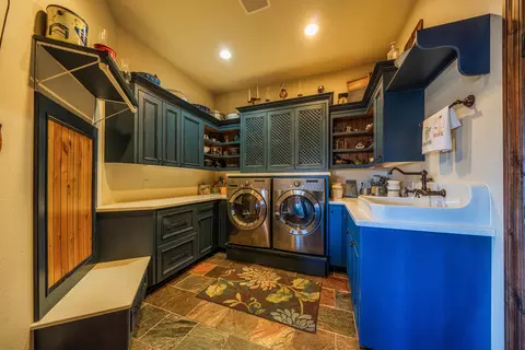 16287 Valparaiso Way, Redding, CA 96001 photo 32