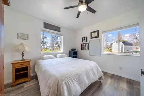9833 Old Oregon Trl, Redding, CA 96003 photo 7
