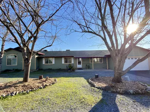 21220 El Toro Ln, Redding, CA 96003 photo 4