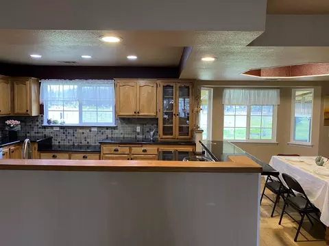 21220 El Toro Ln, Redding, CA 96003 photo 14