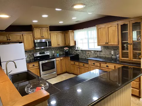 21220 El Toro Ln, Redding, CA 96003 photo 10