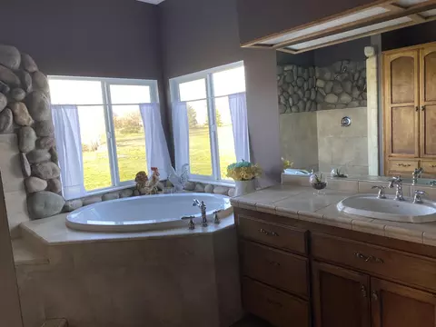 21220 El Toro Ln, Redding, CA 96003 photo 24