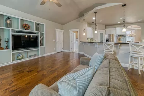 19355 Jacqueline St, Anderson, CA 96007 photo 16