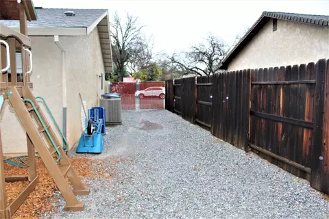 1425 Casa Vereda, Redding, CA 96003 photo 12