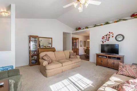 3328 Oak St, Anderson, CA 96007 photo 4