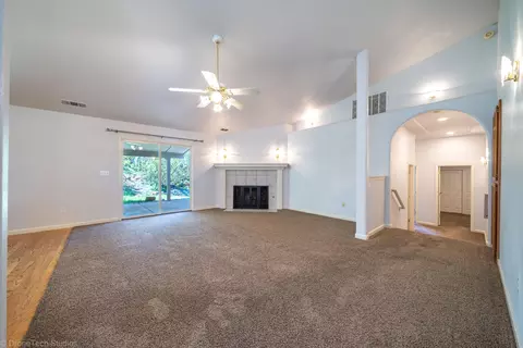 2292 Wicklow St, Redding, CA 96001 photo 6