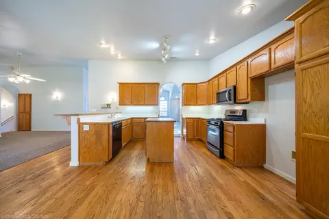 2292 Wicklow St, Redding, CA 96001 photo 9