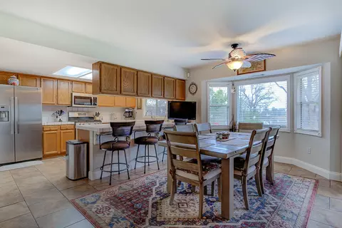 2223 Candlewood Dr, Redding, CA 96003 photo 6