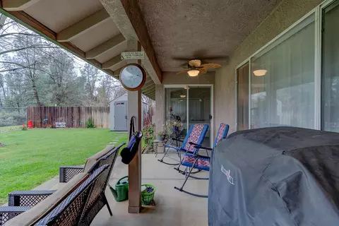 2223 Candlewood Dr, Redding, CA 96003 photo 21