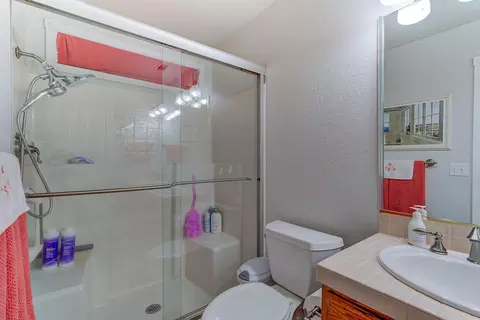 2223 Candlewood Dr, Redding, CA 96003 photo 17