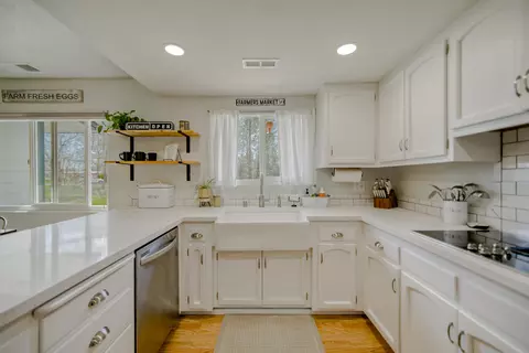 21164 El Toro Ln, Redding, CA 96003 photo 19