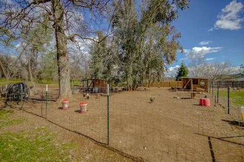 21164 El Toro Ln, Redding, CA 96003 photo 30