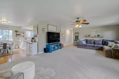 21164 El Toro Ln, Redding, CA 96003 photo 15