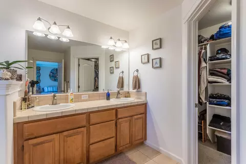 7691 Platinum Way, Redding, CA 96001 photo 17
