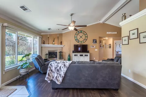7691 Platinum Way, Redding, CA 96001 photo 7