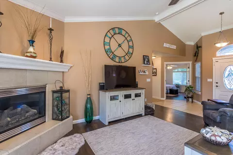 7691 Platinum Way, Redding, CA 96001 photo 6