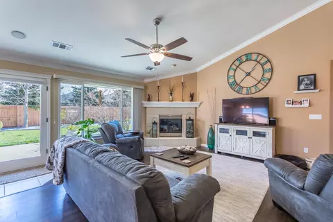 7691 Platinum Way, Redding, CA 96001 photo 8