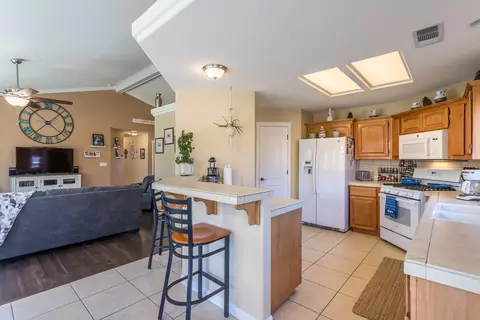 7691 Platinum Way, Redding, CA 96001 photo 11