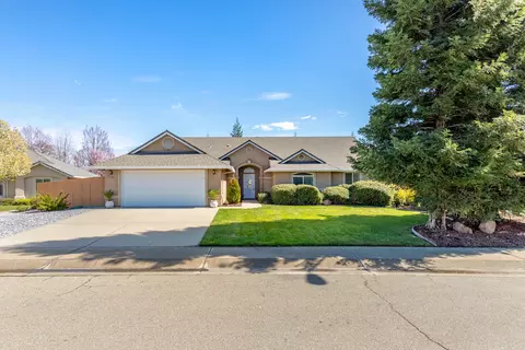 7691 Platinum Way, Redding, CA 96001 photo 2