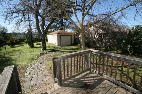 1570 Fig Ave, Redding, CA 96001 photo 27